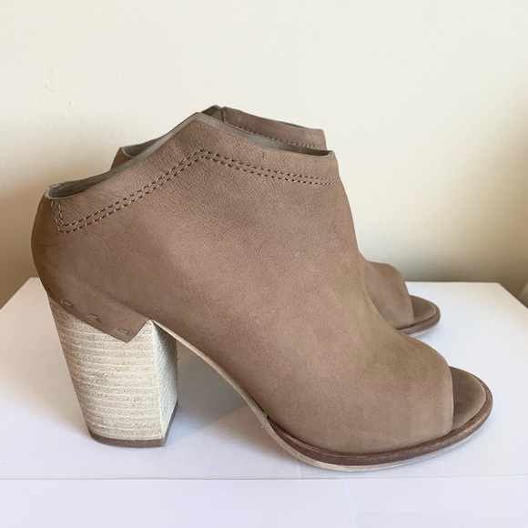 Dolce Vita Tan Taupe Suede Women Peep Toe Ankle Boot Mule  10 - Picture 5 of 13